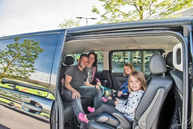 Family-Friendly-Chauffeured-Transportation-Limos